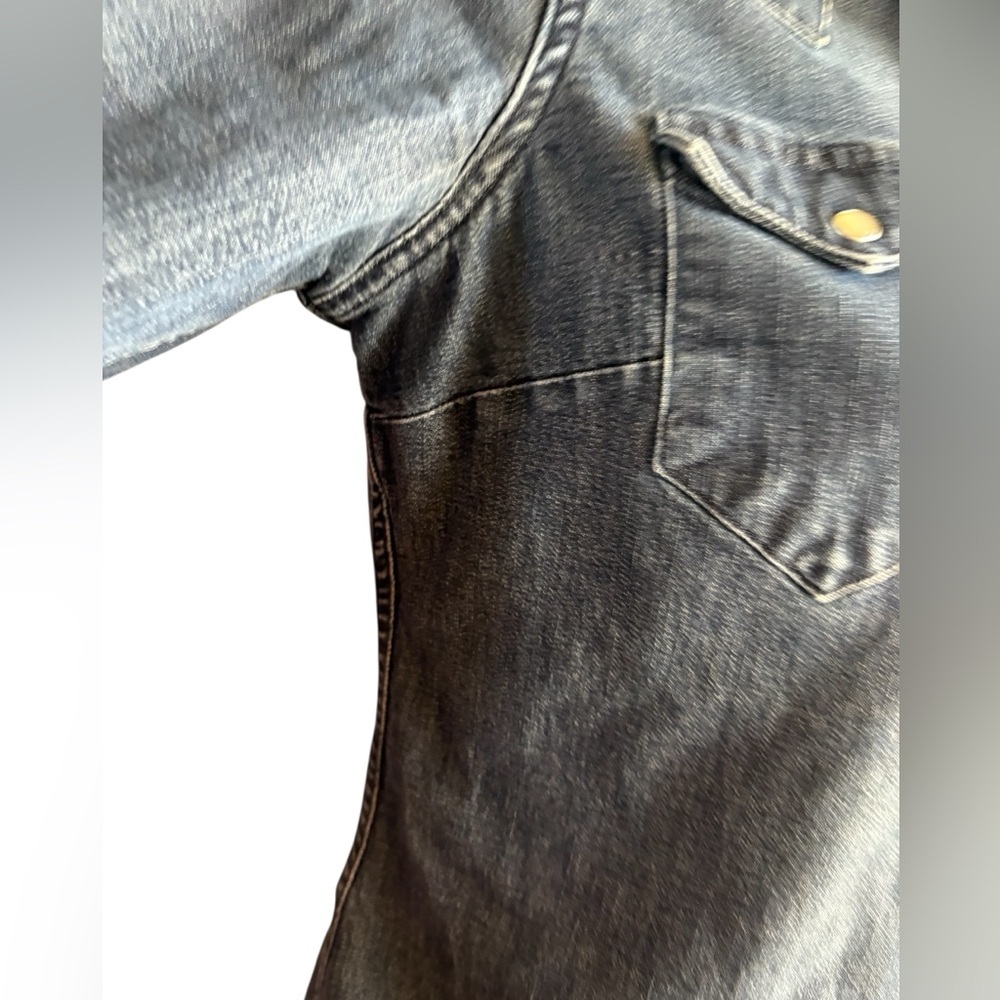 LEVI'S WOMEN'S Medium WASH DENIM LONG SLEEVE PEARL SNAP ULTIMATE
WESTERN SHIRT S - Picture 11 of 14